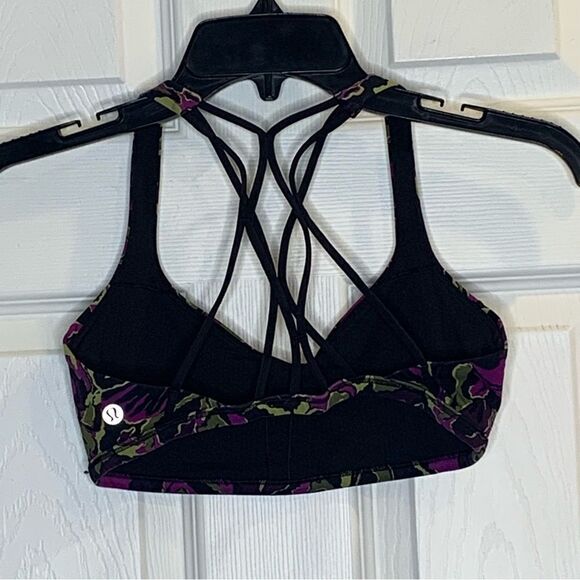 Lululemon Free To Be Zen Sports Bra Size 6 - Picture 2 of 11